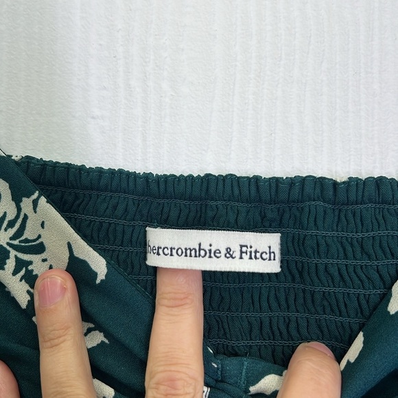 Abercrombie & Fitch - Cinched Dark Green And White Floral Long Sleeve Blouse Med - Picture 8 of 12